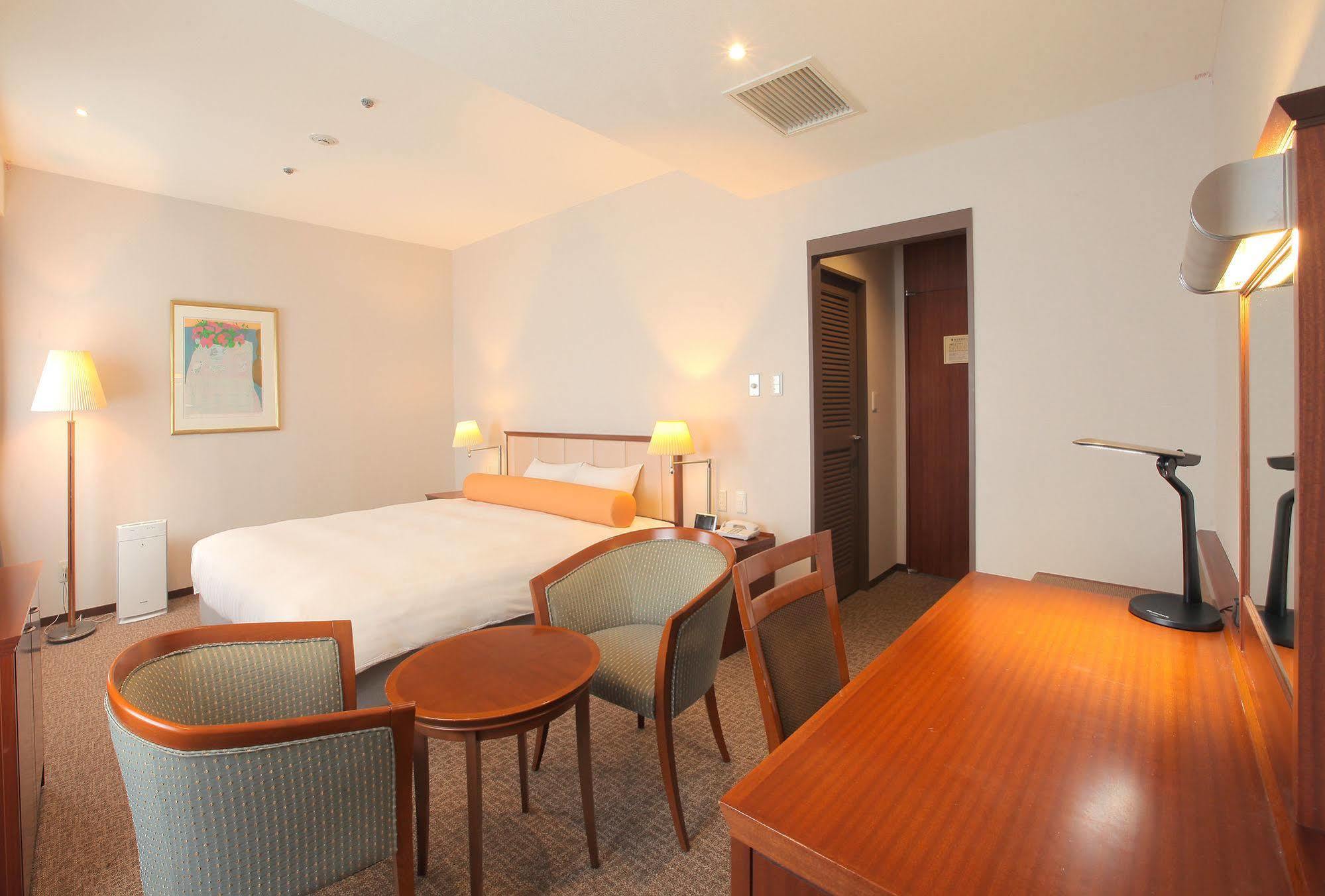 Odakyu Station Hotel Hon-Atsugi Eksteriør billede